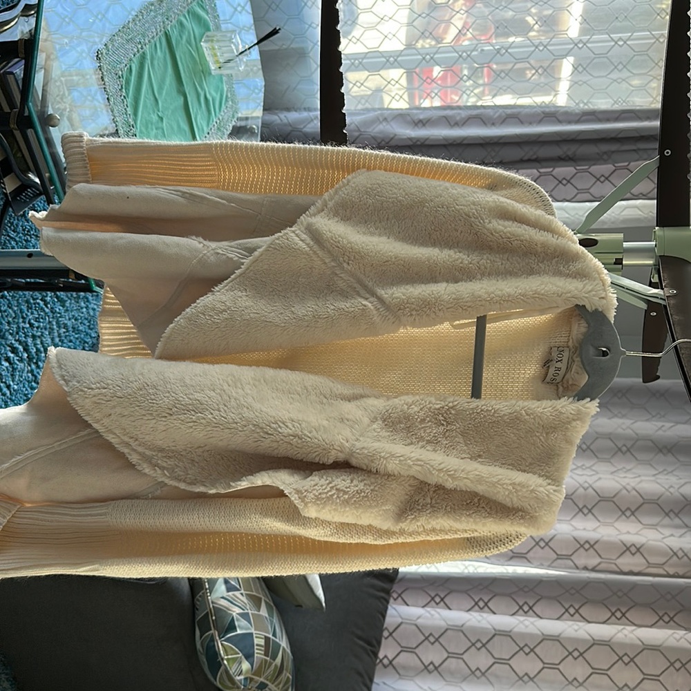 Knox Rose sweater